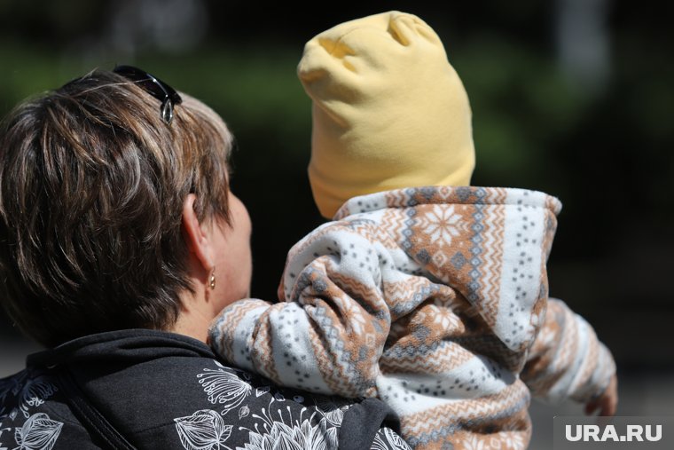 В Шадринске мать с ребенком боится остаться без жилья из-за спора с интернатом