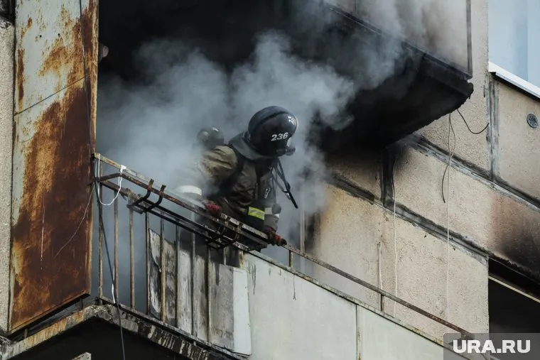 Дом на Ленина 26,а горит уже третий раз за текущий год