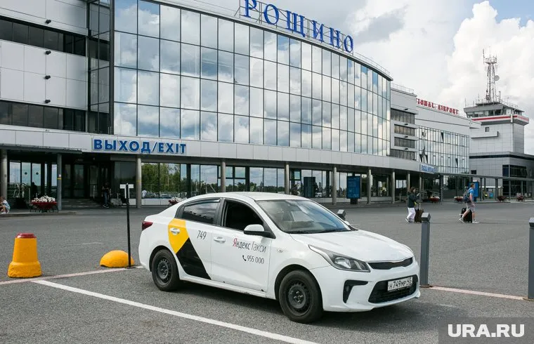 Рейсы были задержаны из-за тумана