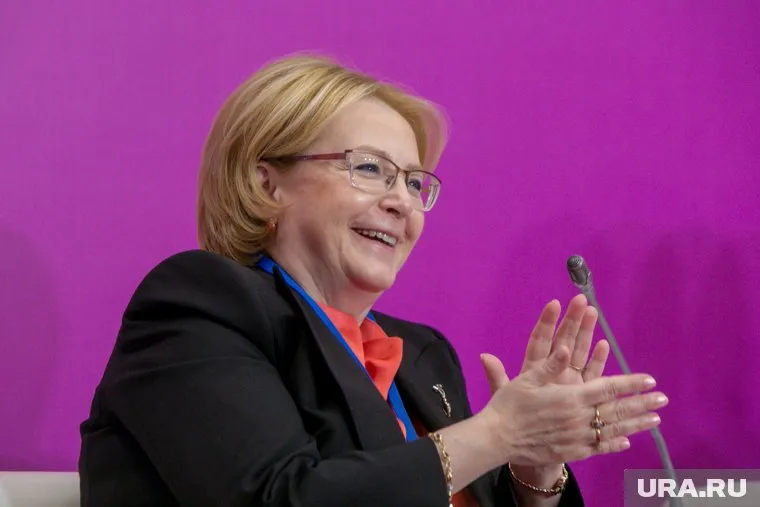 Вероника Скворцова рассказала, что до 20 лет организм нужно беречь от алкоголя