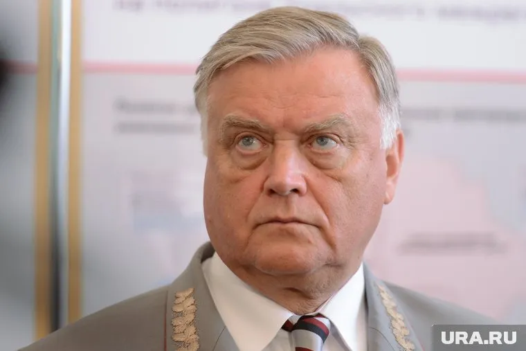 Владимир Якунин, возможно, планирует переезд из России