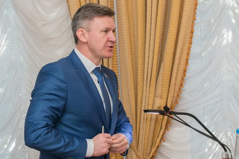 Круглый стол с участием Депутатов Государственной Думы РФ. Курган, фролов дмитрий