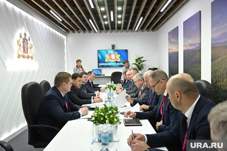 С рабочей поездкой в Минск свердловские представители власти отправятся в октябре