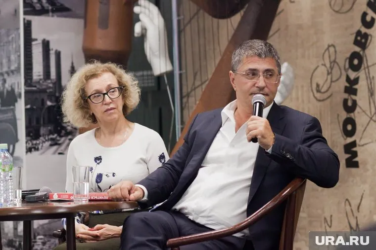 Врач Александр Мясников призвал искать рак до появления симптомов