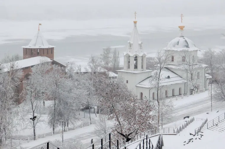 Центральную Россию накрыли метели и ледяные дожди (на фото - обстановка в Нижнем Новгороде)