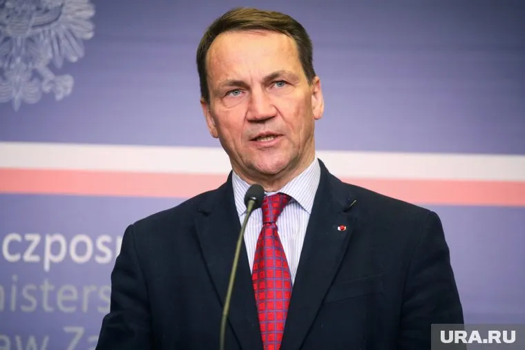 Радослав Сикорский заявил о катастрофических последствиях для Запада в случае победы России