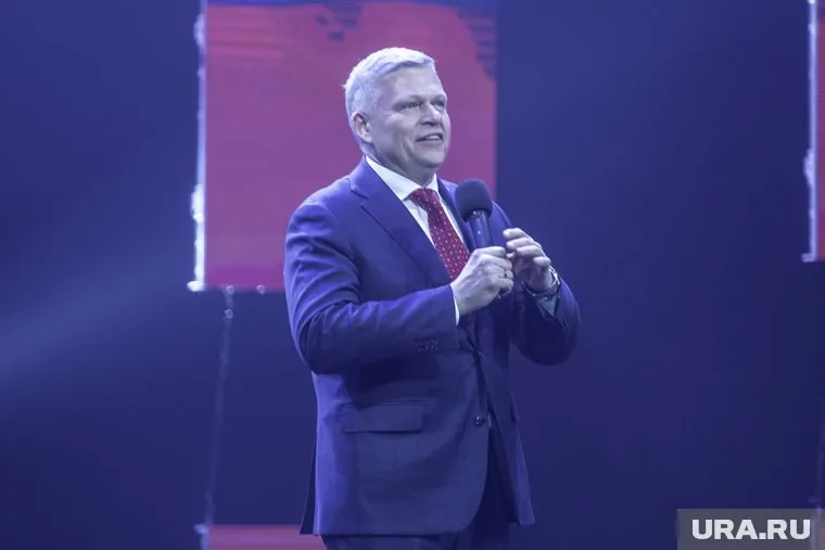 Алексей Демкин пожелал выпускникам продвижения по службе