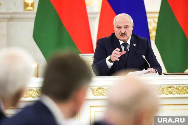 Лукашенко выразил готовность помочь в восстановлении ДНР