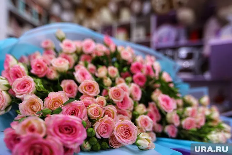 Женщины любят оригинальные подарки