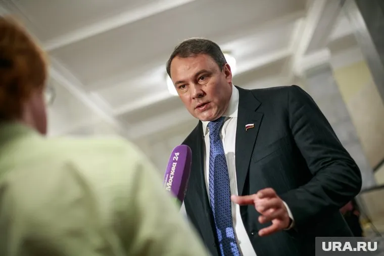 Петр Толстой призвал отменить ЕГЭ и ГИА