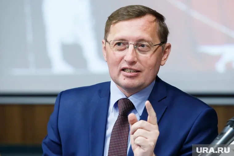 Павел Креков сообщил, что в России не выявлено ни одного заражения омикрон-штаммом