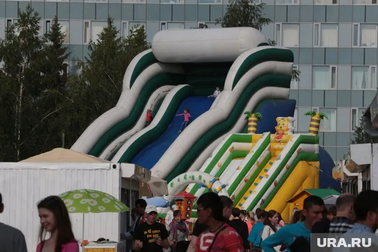 Подрядчик, чьи конструкции придавили детей, обслуживал фестиваль "Белые ночи"