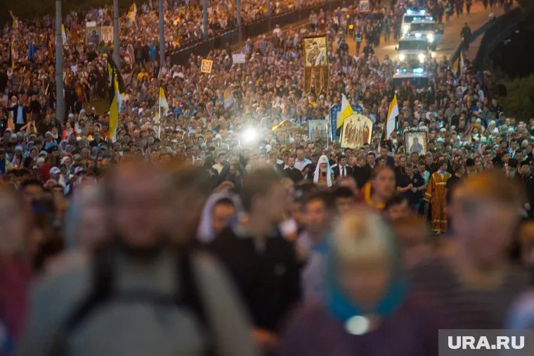 Это небезопасно, даже если применять средства защиты