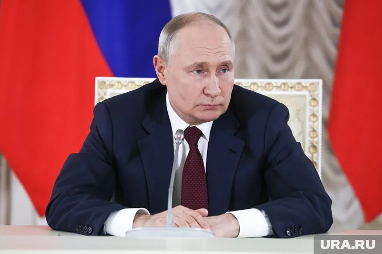 Россия была втянута Западом в украинский конфликт, заявил Владимир Путин