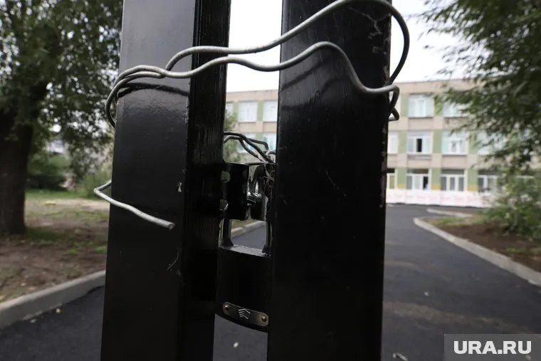 На карантин в Курганской области закрыты семь школ