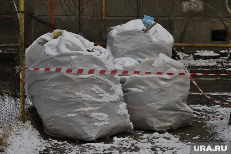 По словам представителей администрации, наказать могут тех, кто долгое время не выкидывает строительный мусор (архивное фото)