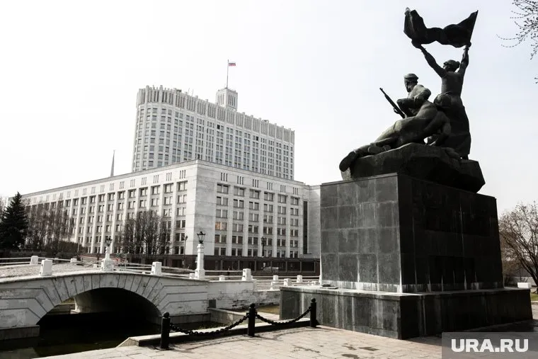 Новый майский указ президента должен исполняться правительством немедленно, считают эксперты