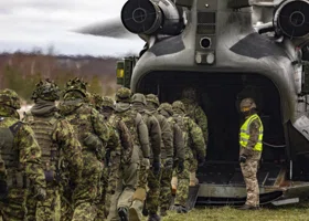 Посол США при НАТО оценил шансы войны России с Альянсом