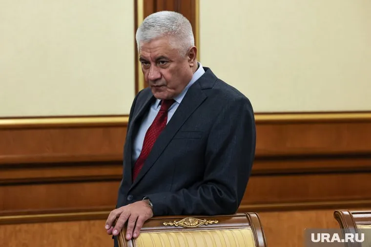 Колокольцев пожелал подросткам успехов в достижении поставленных целей