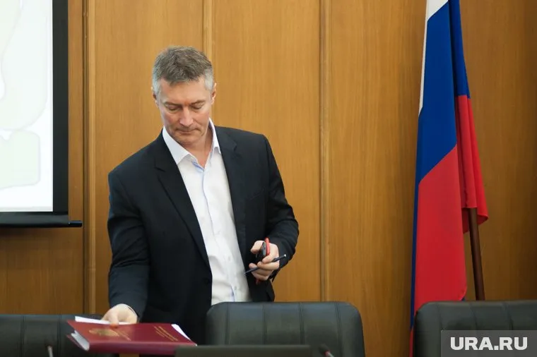 Евгению Ройзману придется провести заседание по вопросу о ликвидации его должности