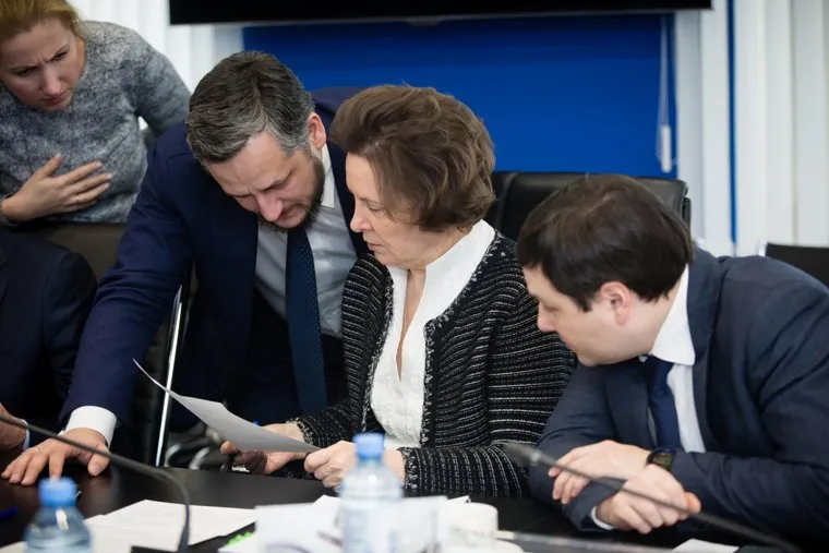 Рабочая встреча губернатора ХМАО Натальи Комаровой с активом регионального отделения ОНФ в Югре. Сургут, шаповал дмитрий, комарова наталья, шипилов алексей