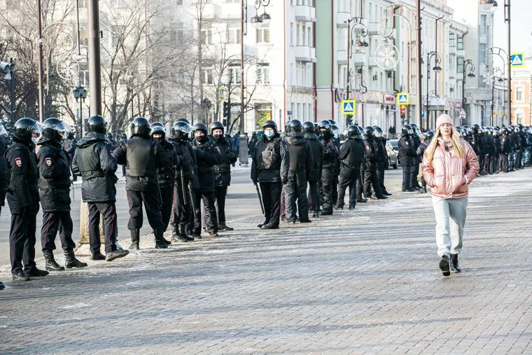 Несанкционированная акция в поддержку Алексея Навального. Тюмень