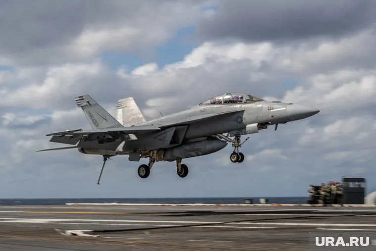 Авиация поднята в небо из-за взрывов на Украине