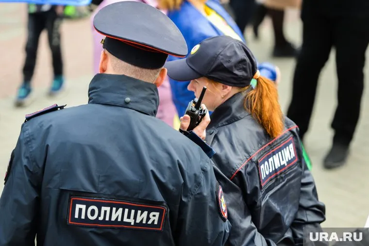 Полицейские устанавливают личности причастных и обстоятельства происшествия