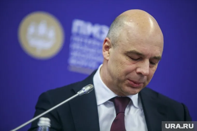 Самая высокая зарплата, напомним, у главы ведомства Антона Силуанова — 1,73 млн рублей