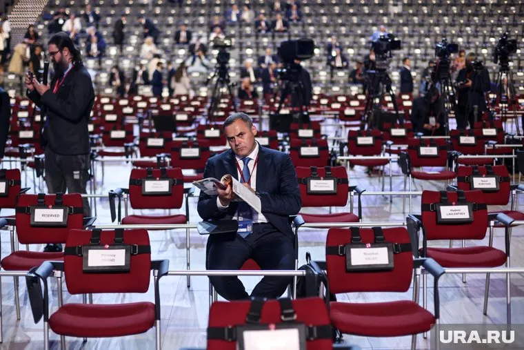 Глава Минвостокразвития: на ВЭФ приедут делегации из недружественных стран