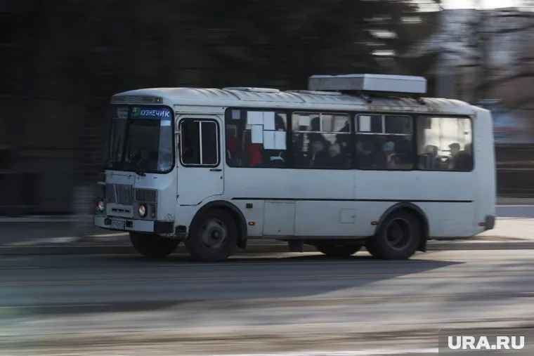 Курганцы не могут дождаться автобусов после работы