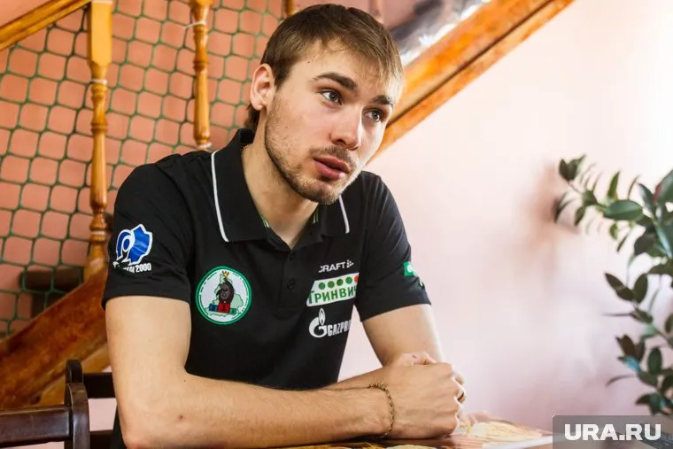 Шипулин отказался жать руку французу