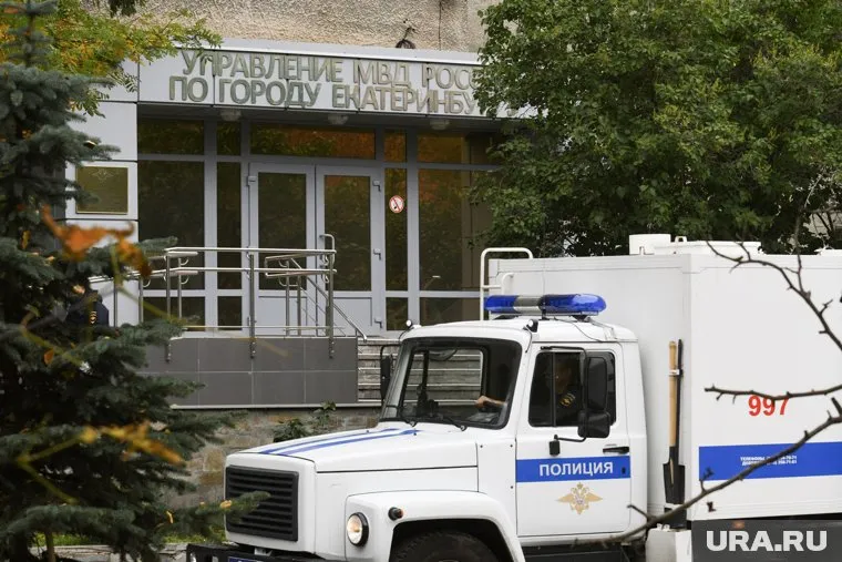 Полиция работает в администрации Чесменского района