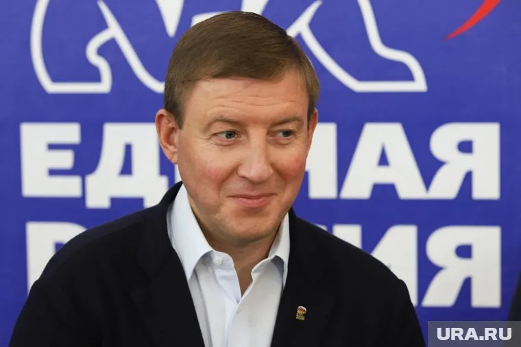 Секретарю генсовета ЕР Андрею Турчаку нужны новые лица в партии