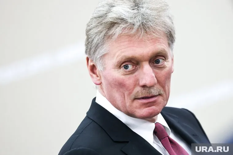 Дмитрий Песков не стал отвечать на вопрос журналиста France Press