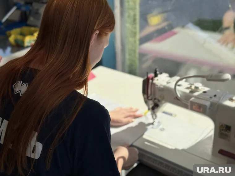 Спортсменки сшили экошопер самостоятельно