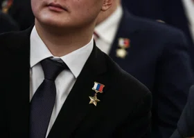 Политики ЯНАО стали наставниками для Героев СВО: кто кого обучает