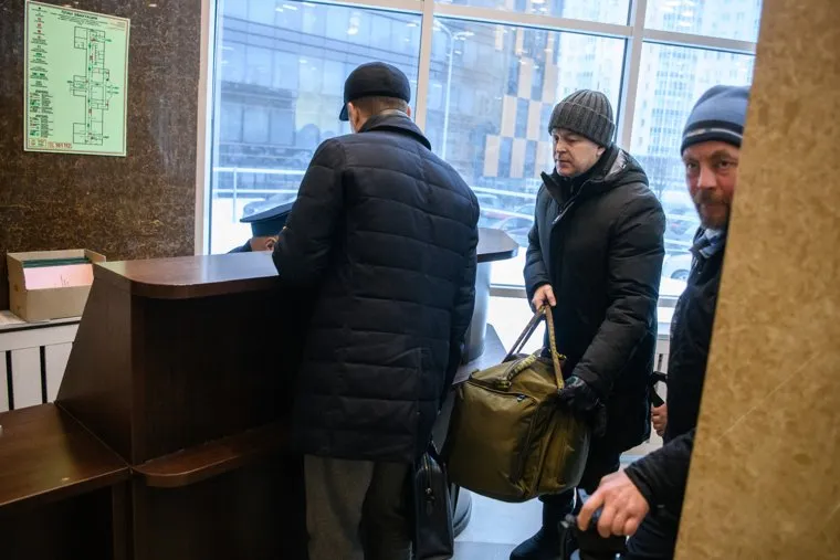 Оглашение приговора экс-главе министерства транспорта Свердловской области Василию Старкову. Екатеринбург 