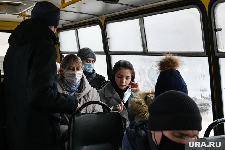 Сотрудники департаментов смогут выписывать штрафы, к примеру, за отсутствие маски в общественном месте