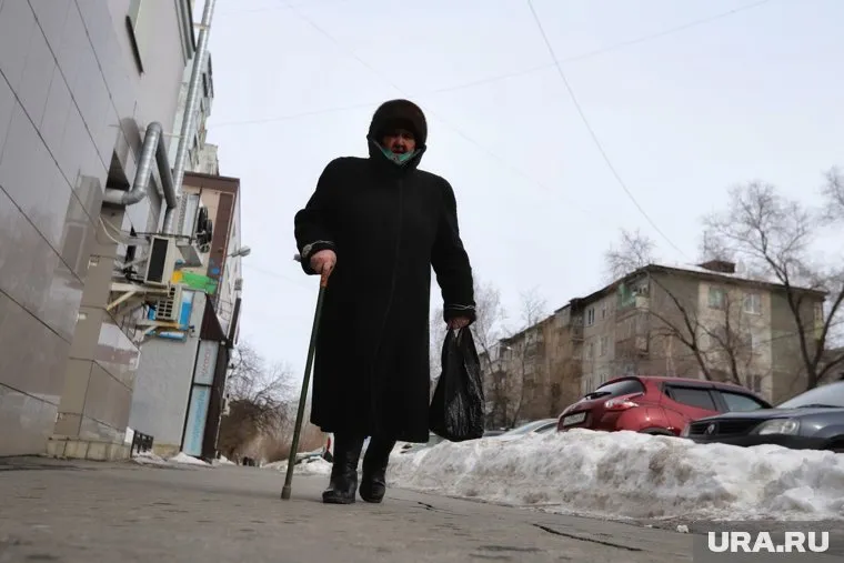 С помощью цифровизации россияне смогут без заявления получать социальные доплаты к пенсиям