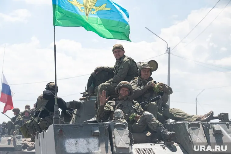 По словам Евсеева, российские войска еще не взяли промежуточную линию обороны, после нее им придется брать последнюю часть линии