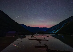 Звездопад Северные Тауриды 11 ноября 2025: когда смотреть, как повлияет и что нельзя делать