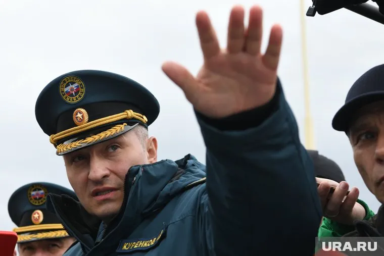 В Курган едут десять мотопомп по поручению Куренкова