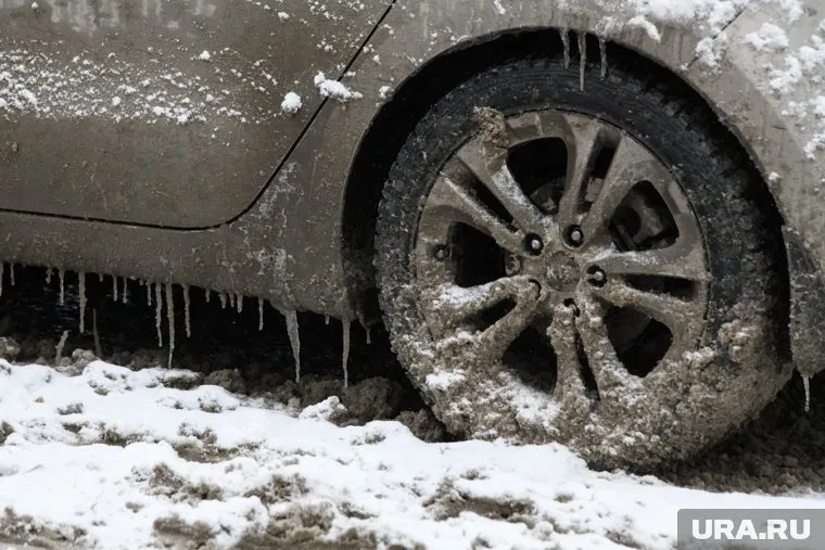 Во время потепления возможны метели и гололед на дорогах