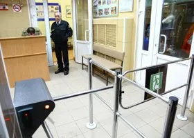 Российские школы оснастят «тревожными кнопками»