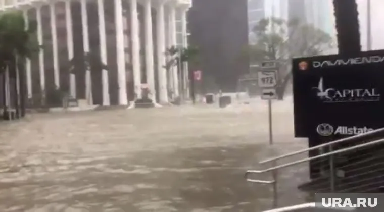 В некоторых местах уровень воды уже поднялся выше 60 см