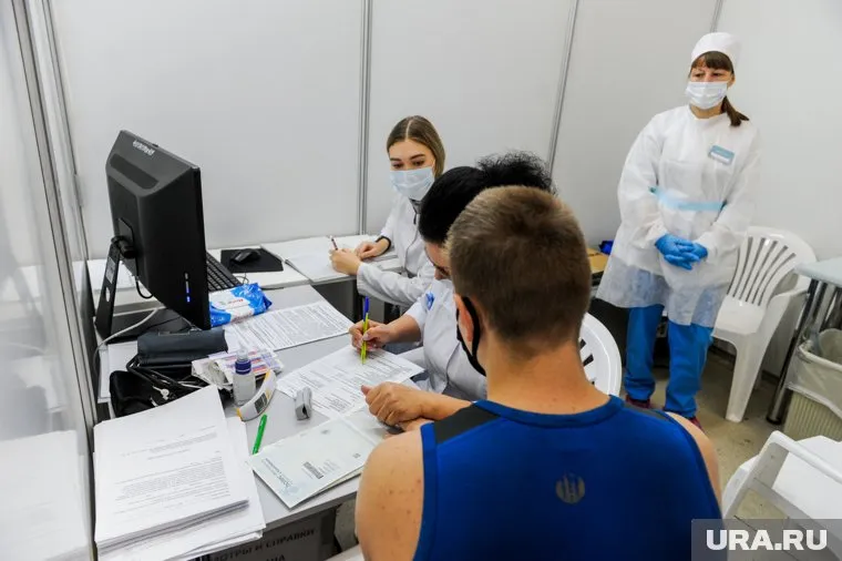 Медики все чаще выявляют коронавирус у челябинцев (фото из архива)