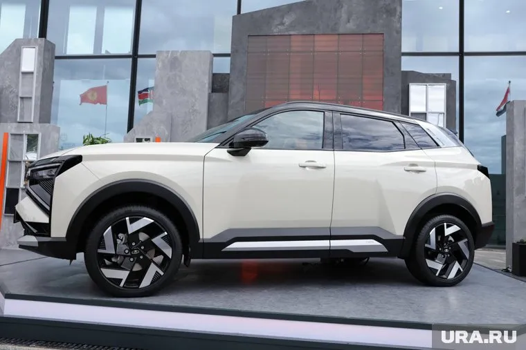 Новый кроссовер Lada отправят в производство уже в 2026 году