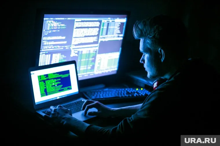 Студент хотел обменяться оружием в игре CS:GO, но попал на обман