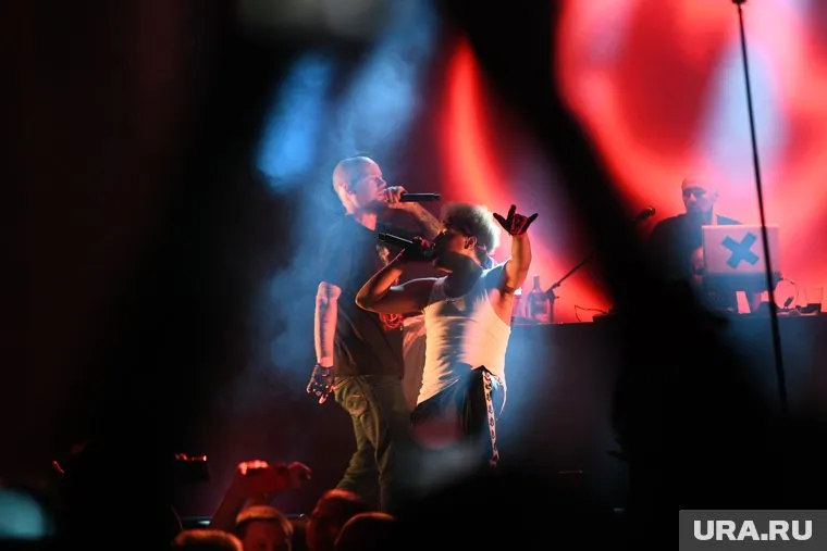 Концерт прошел 29 сентября, до этого артисты выступили в Санкт-Петербурге и Москве